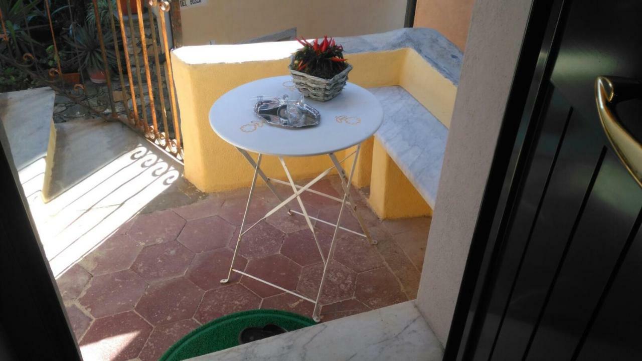 La Stanzetta Viola Hotel Fezzano  Exterior foto